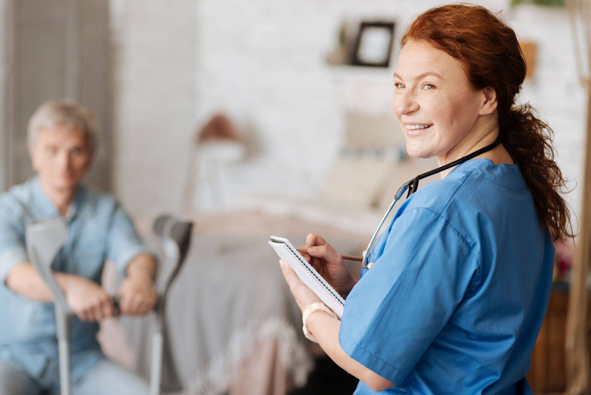 Pflegedienst in Frankfurt versorgt Patienten zu Hause