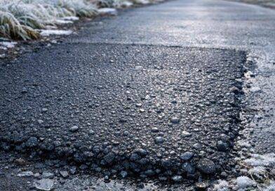 Wenn Regen und Frost zusammentreffen: So beeinflusst das Wetter die Haltbarkeit moderner Straßenreparaturen